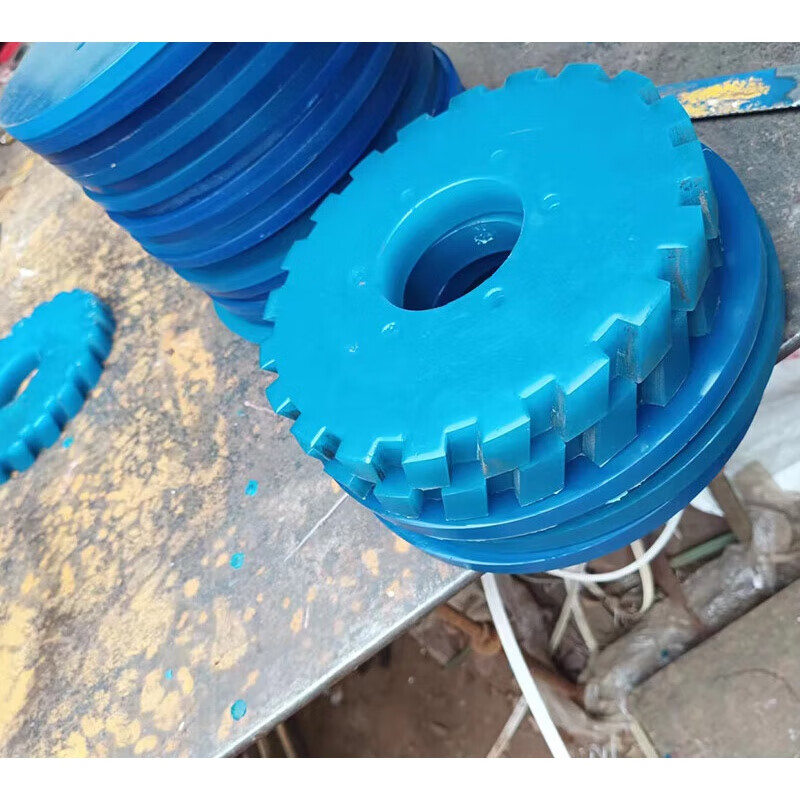 聚氨酯異形件定制加工 從PU包膠輪到優(yōu)力膠牛津板，全面解析聚氨酯膠輪應用